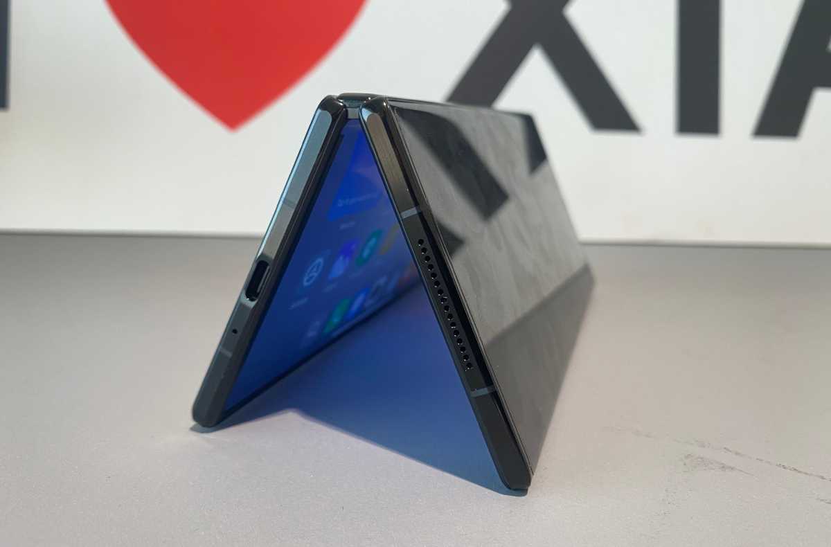 Xiaomi Mix Fold 3
