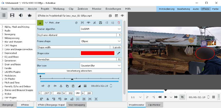 Ein Objekt verfolgen: Der Motion-Tracker „DaSIAM“ in den neueren Versionen des Videoeditors arbeitet mit KITechniken und kann beispielsweise Gesichter durch Unschärfe unkenntlich machen.