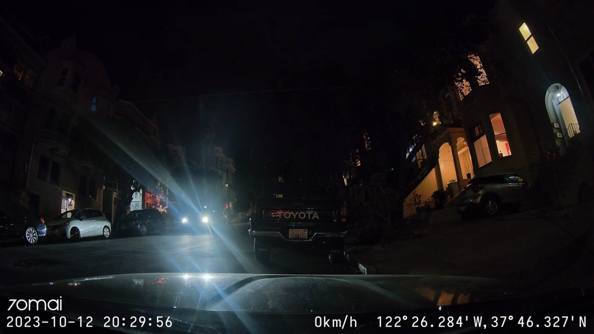 Safety in Ultra HD: A Deep Dive into the 70mai Dash Cam A810