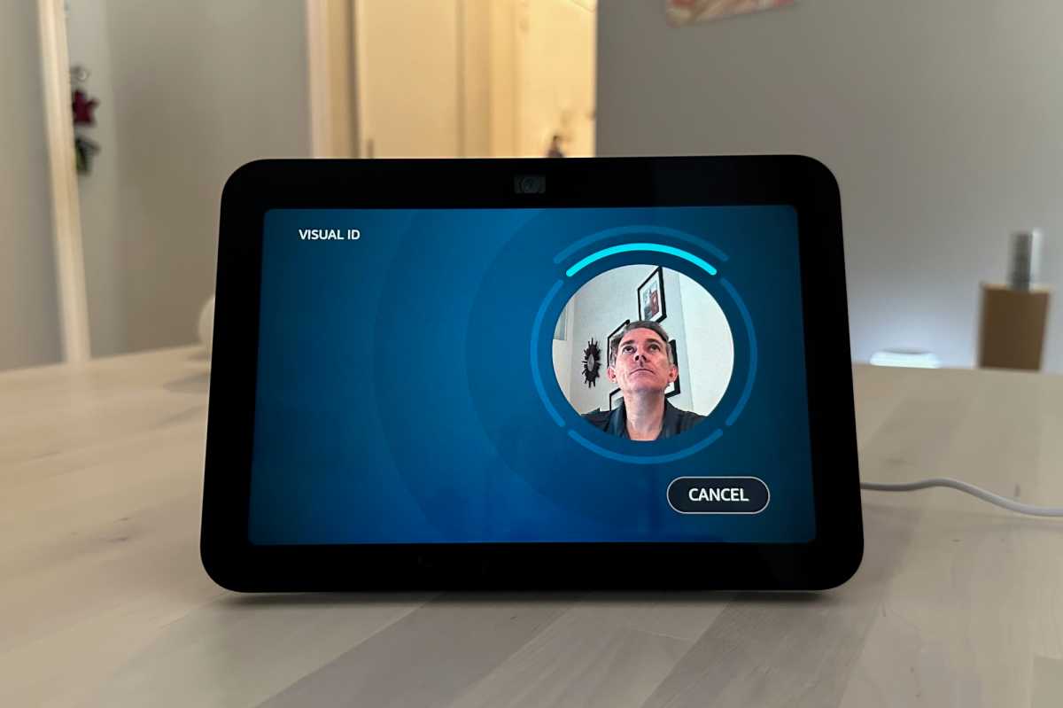 Echo Show 8 (3rd-gen) hands-on: The screen that adjusts as you move  around the house