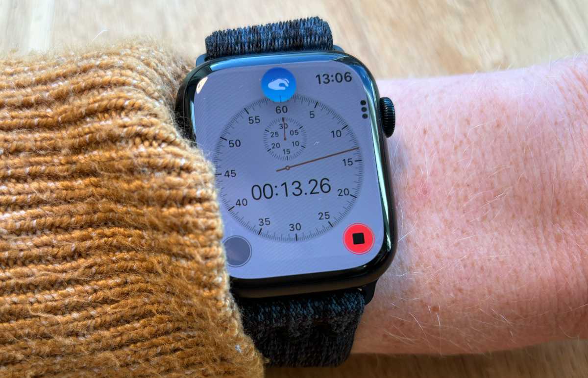 Apple Watch Series 9 Double Tap feature