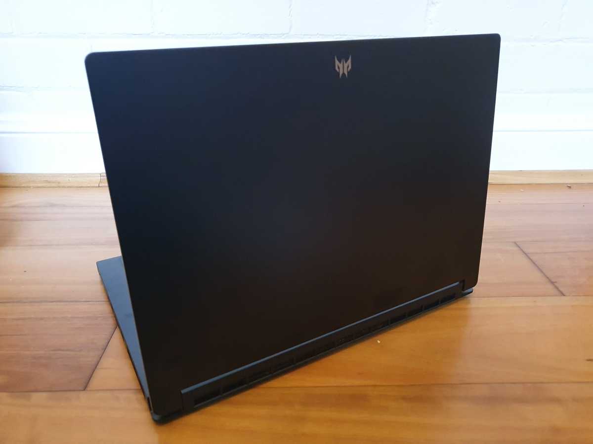 Acer Predator Triton 17X