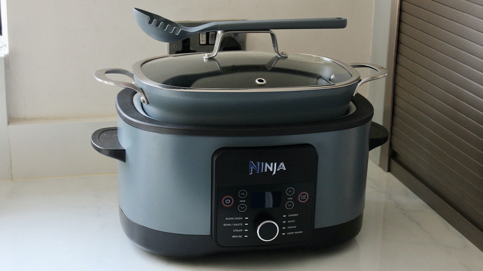  Ninja Foodi PossibleCooker (Pro) - Best for stews and batch cooking