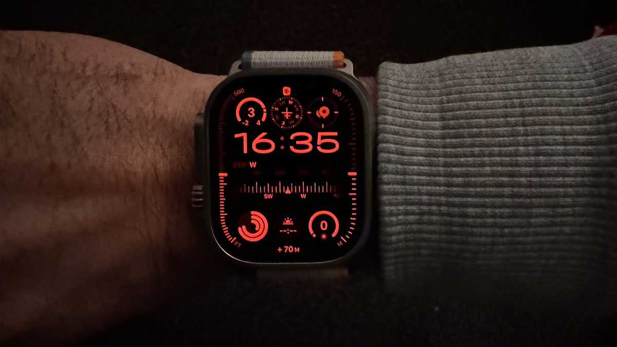 Apple Watch Ultra 2 review - night mode