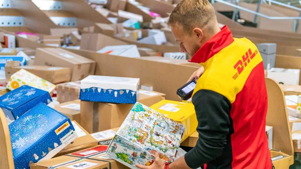 Image: Weihnachten 2024: So kommen Pakete mit DHL, Hermes und DPD pÃ¼nktlich an