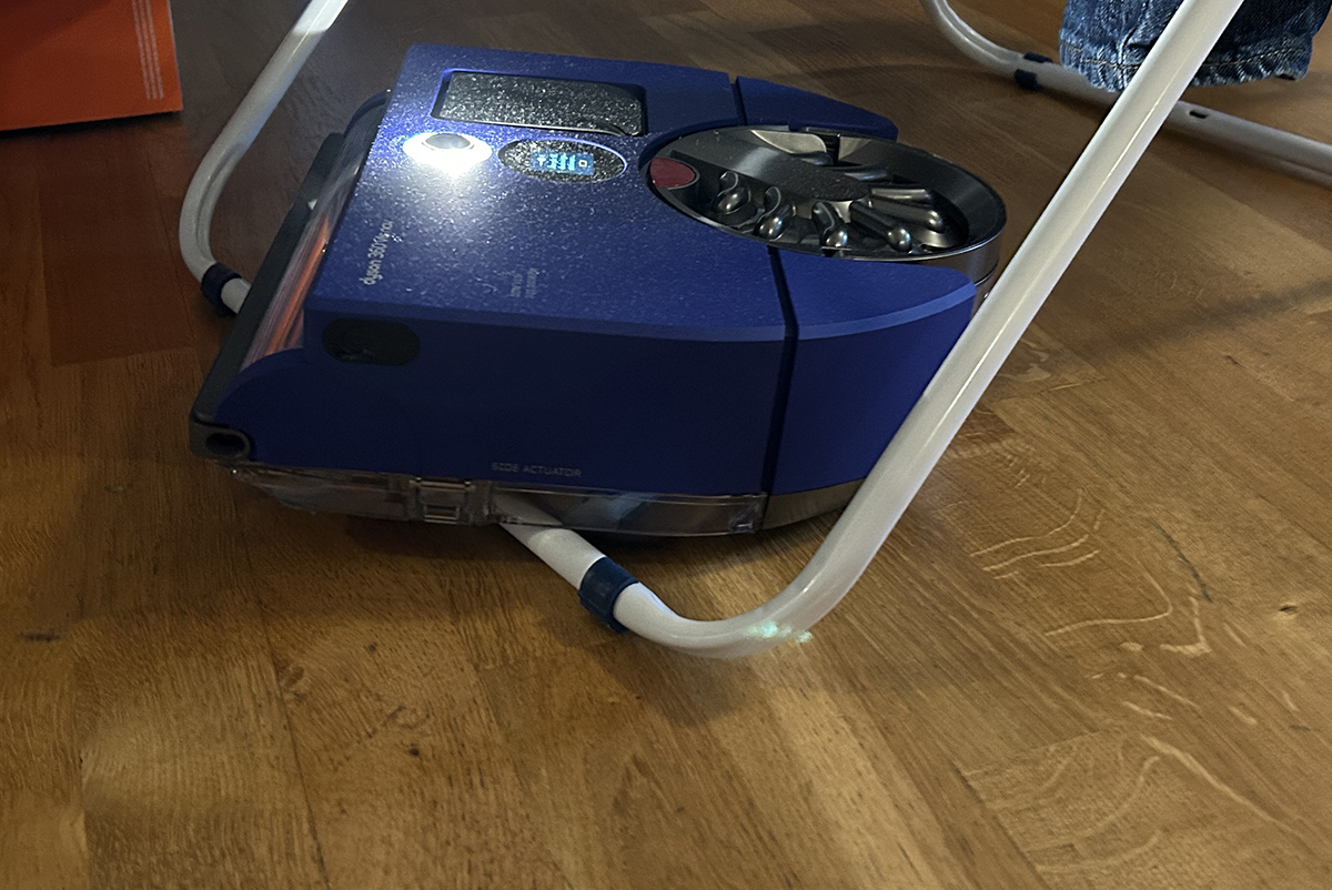 Dyson 360 vis nav