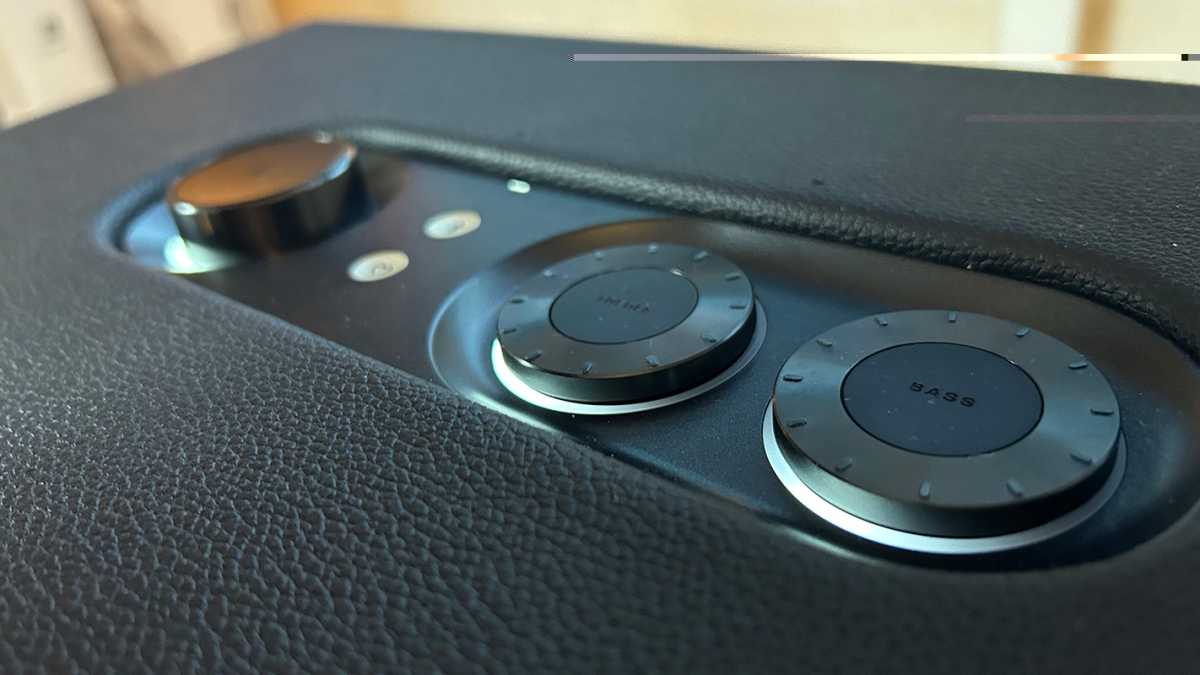 JBL Authentics 500