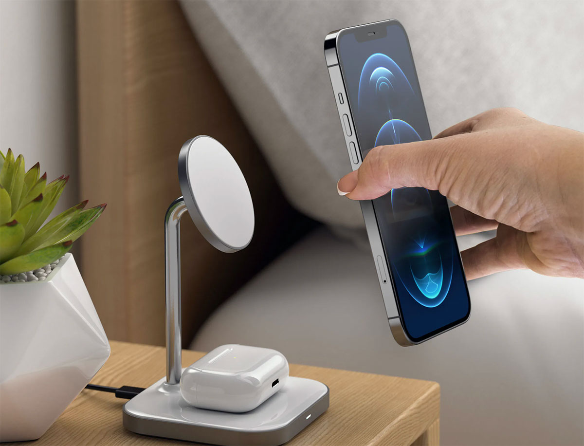 Satechi Aluminum 2-in-1 Magnetic Wireless Charging Stand