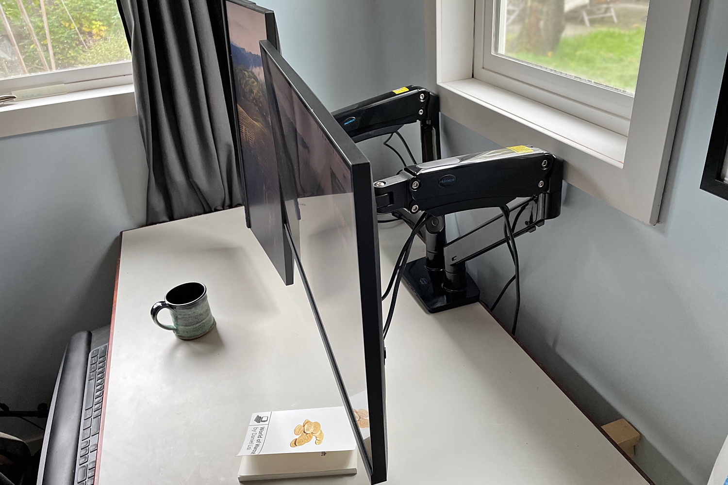 Dual-Monitor Arm 180 Degree, Small Monitor Stands