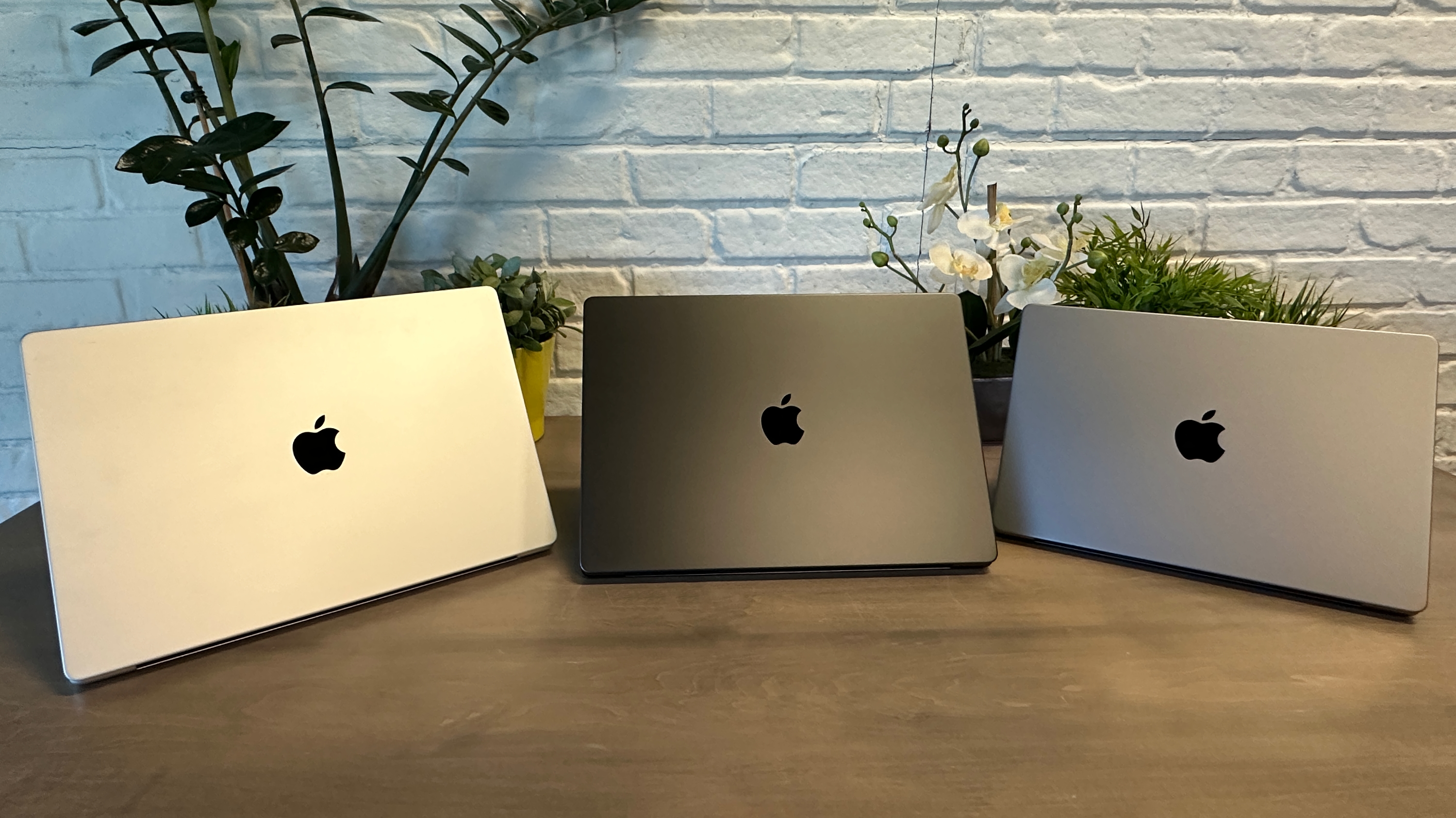 16-inch MacBook Pro (M3 Max) Review | Macworld