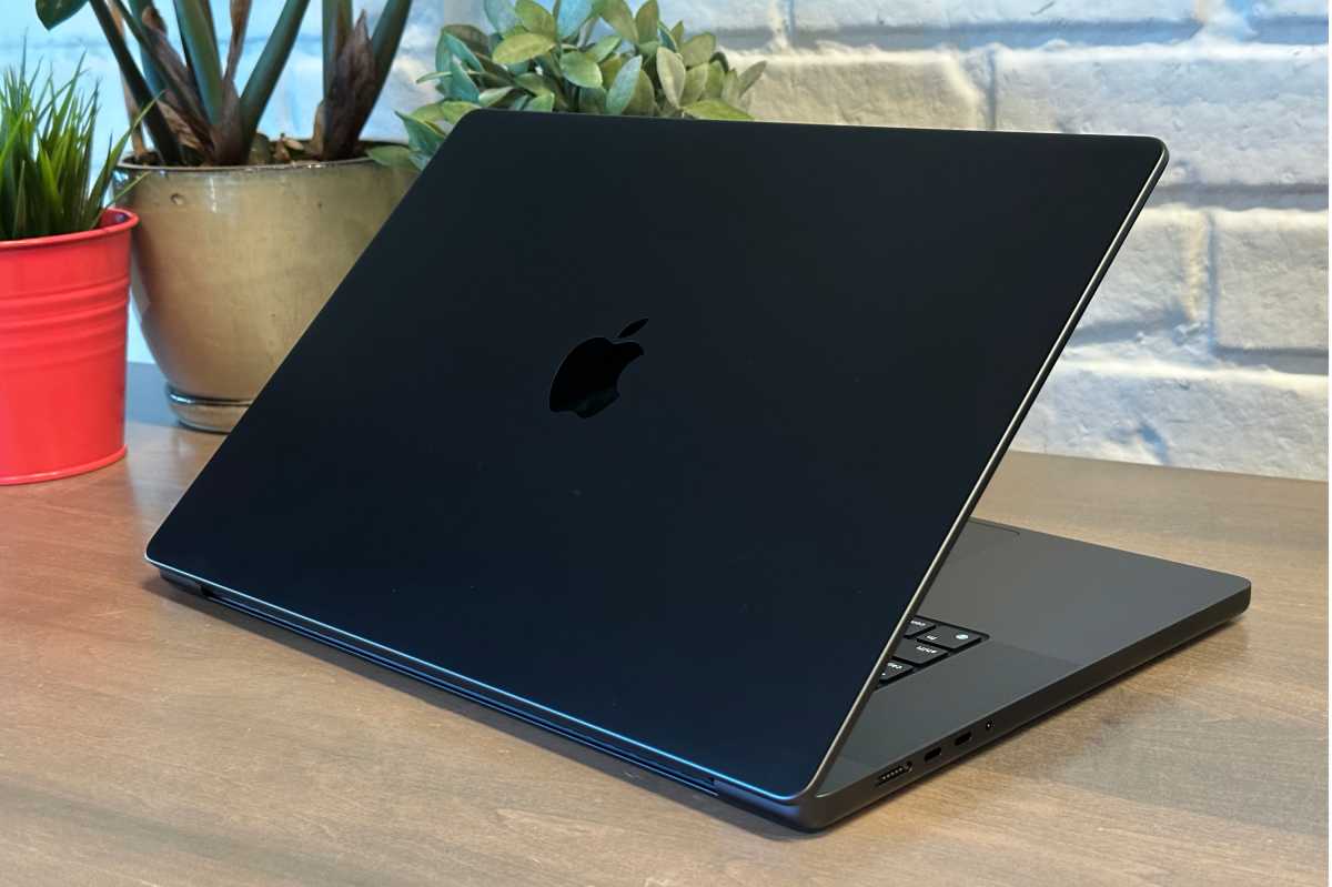 MacBook Pro black space