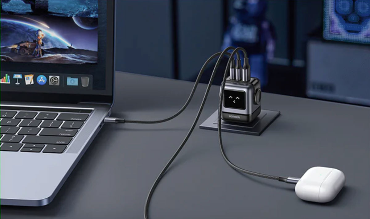 Ugreen Nexode RG 65W USB C GaN Charger – Robot-shaped MacBook charger