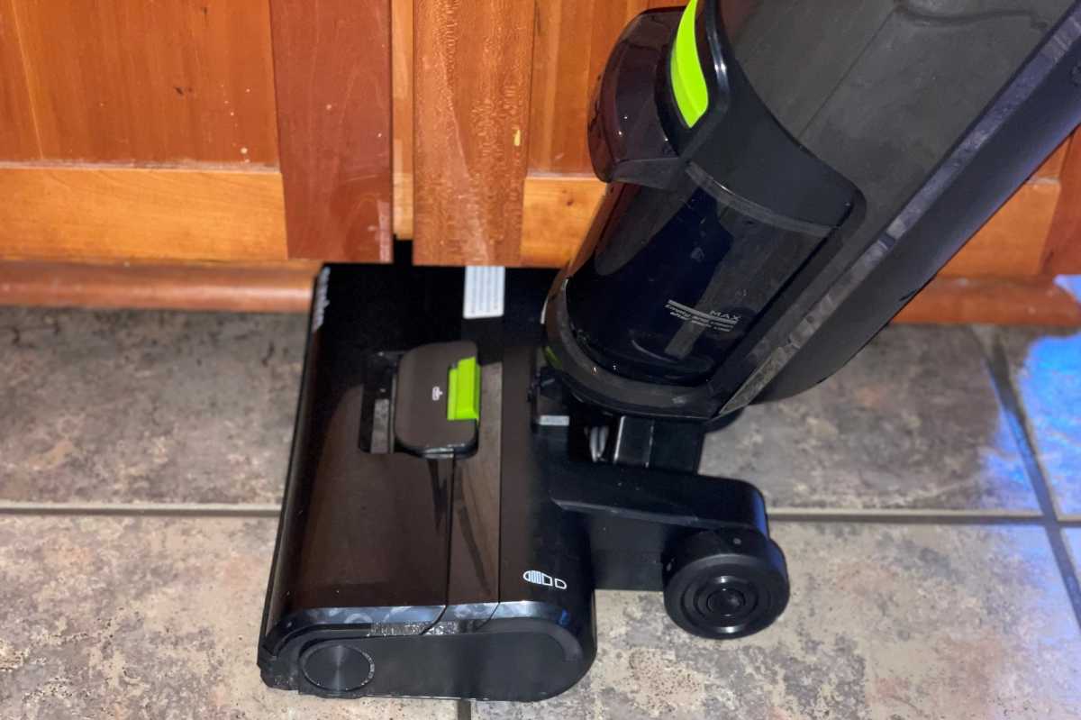 Review: Eureka NEW400 Cordless Wet/Dry Vacuum And Floor Washer