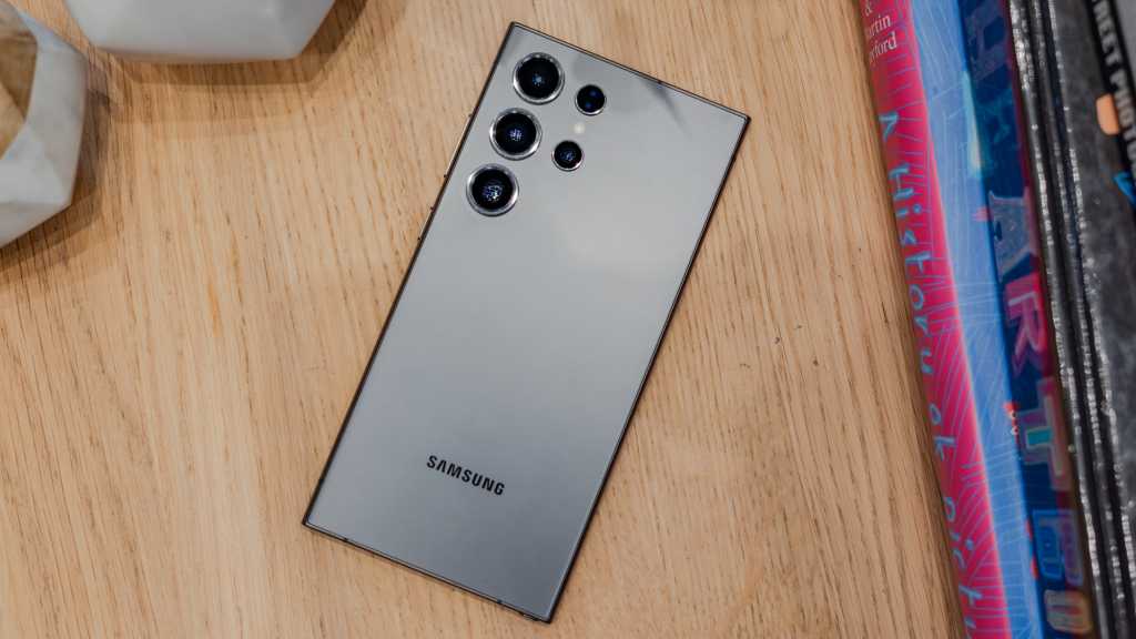Image: Die besten HÃ¼llen fÃ¼r das Samsung Galaxy S24 Ultra