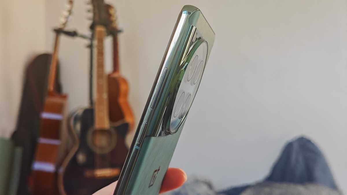 OnePlus 12 side-angle