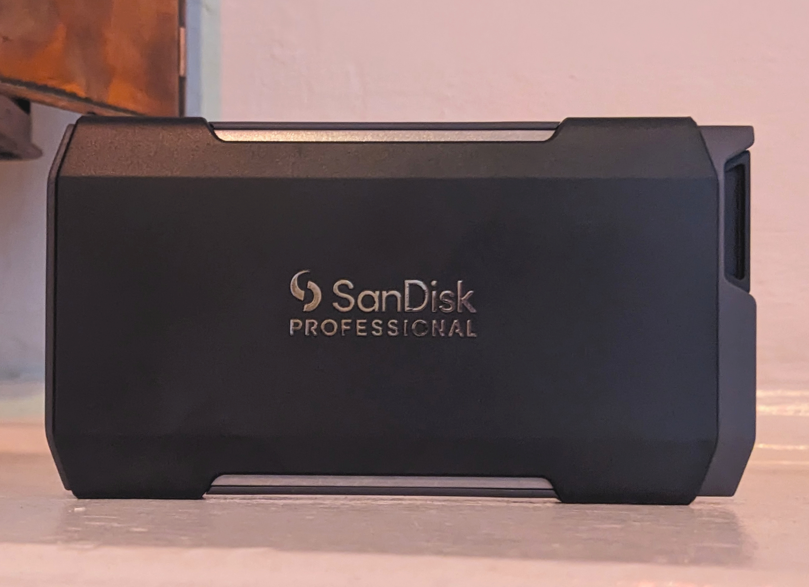 Sandisk Educated-Blade Transport - Easiest 20Gbps modular storage