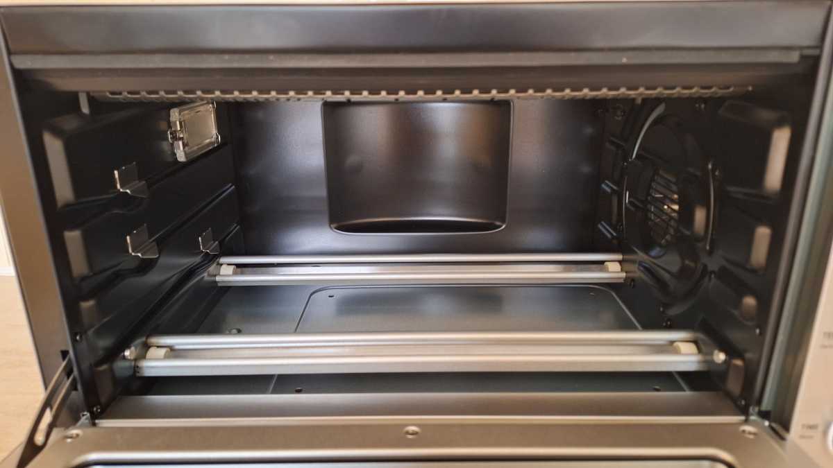 A view of the interior of the Sage Smart Oven Air Fryer