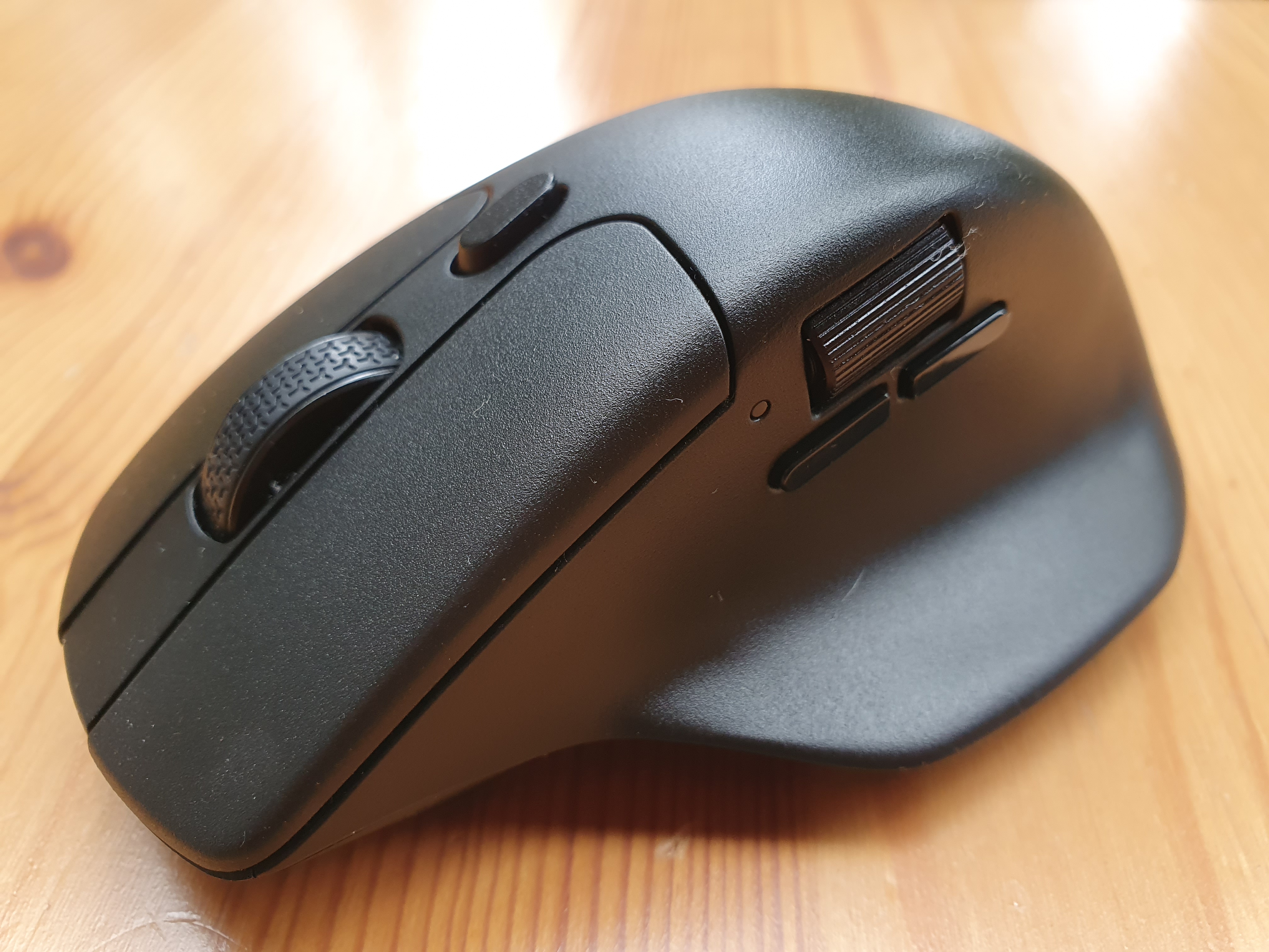 Keychron M6 Wireless - Best wireless gaming mouse runner-up