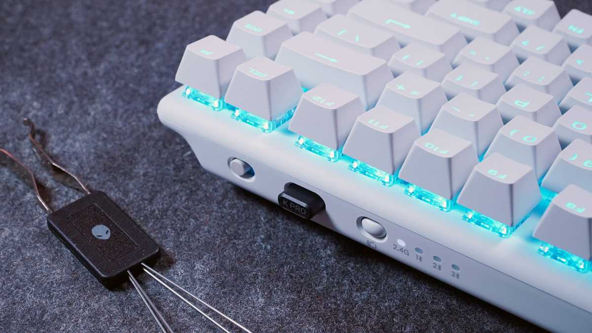 Alienware Pro Wireless keyboard dongle