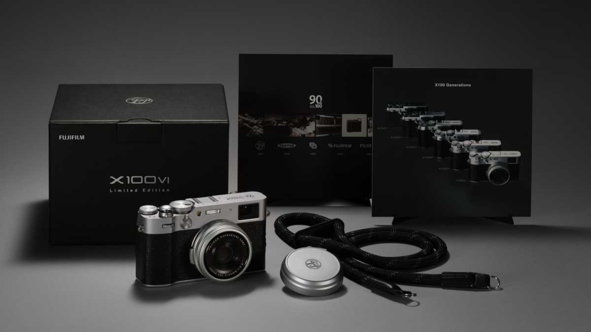 Fujifilm X100VI limited edition box and strap