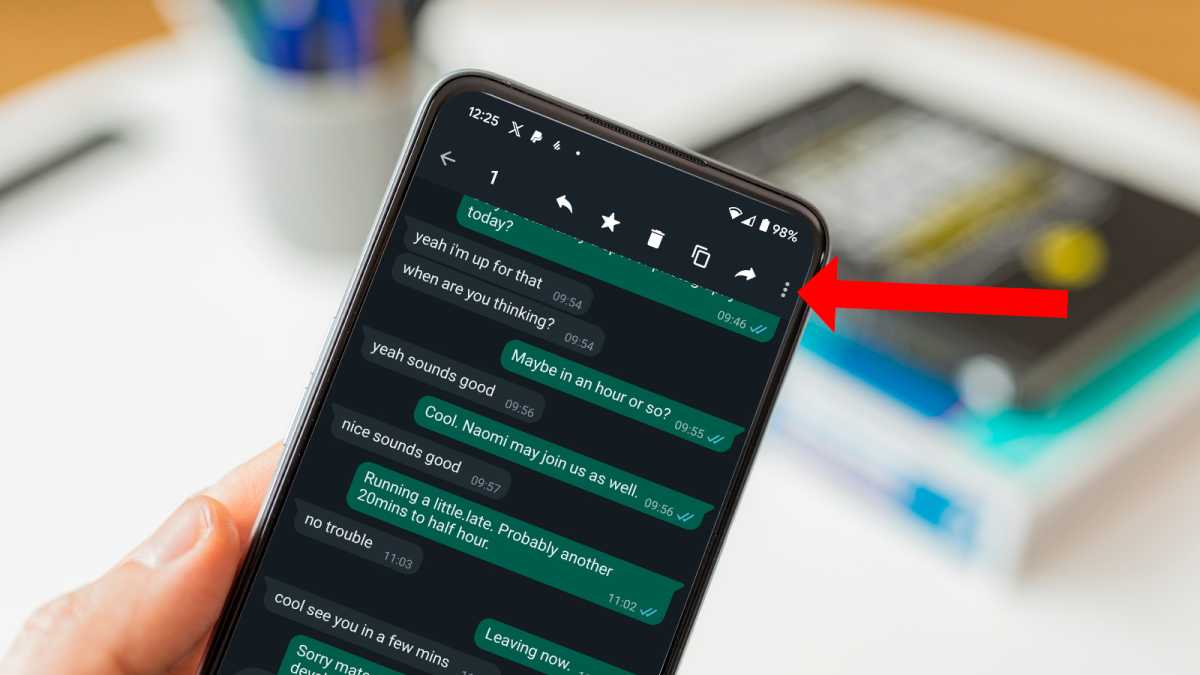 How to pin messages in WhatsApp 