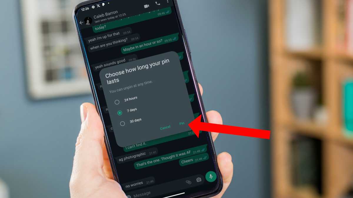 How to pin messages in WhatsApp 