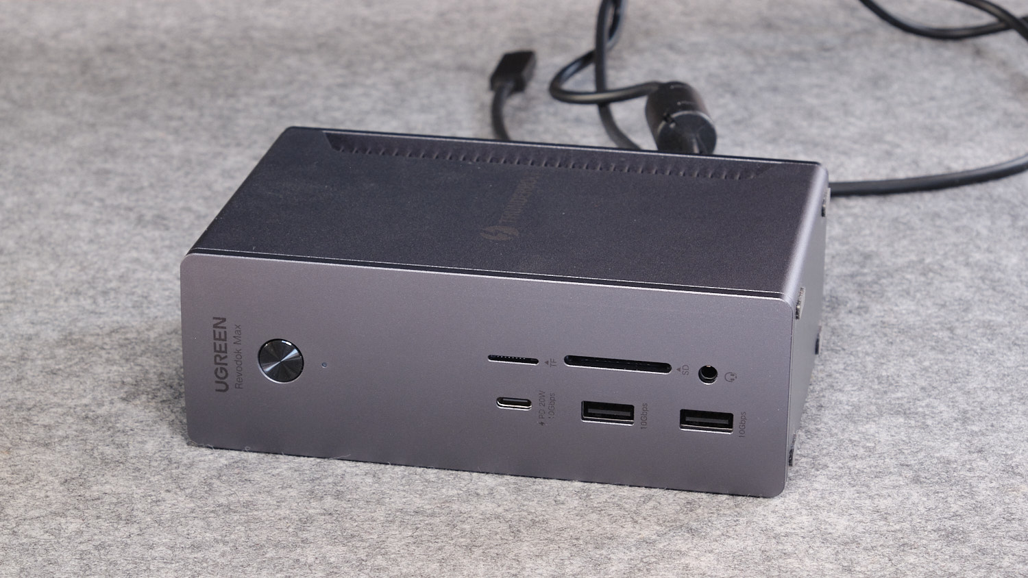 Ugreen Revodok Max 213 Thunderbolt 4 Docking Station Review