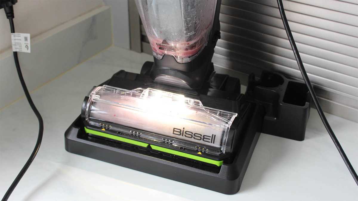 Bissell CrossWave in self-cleaning mode