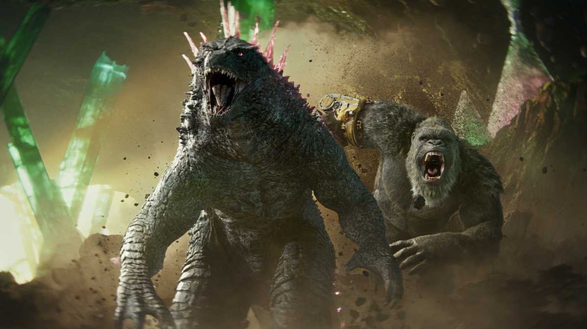 Does Godzilla X Kong have a scene after the credits?