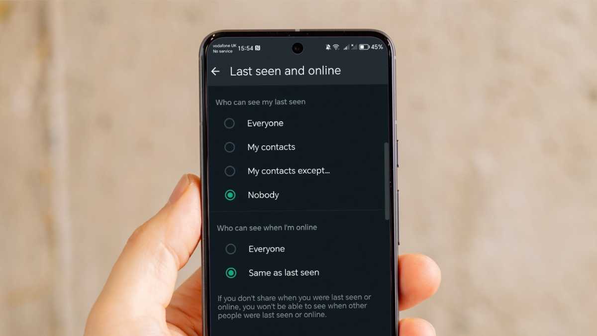 WhatsApp settings “Last online and logged in” on an Android phone