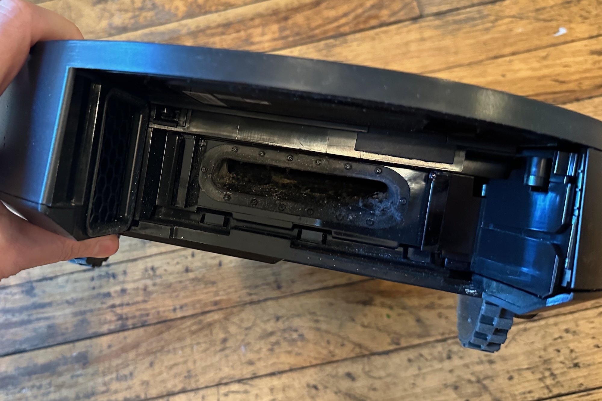 Why your Roomba keeps saying it's time to empty the dust bin TechHive