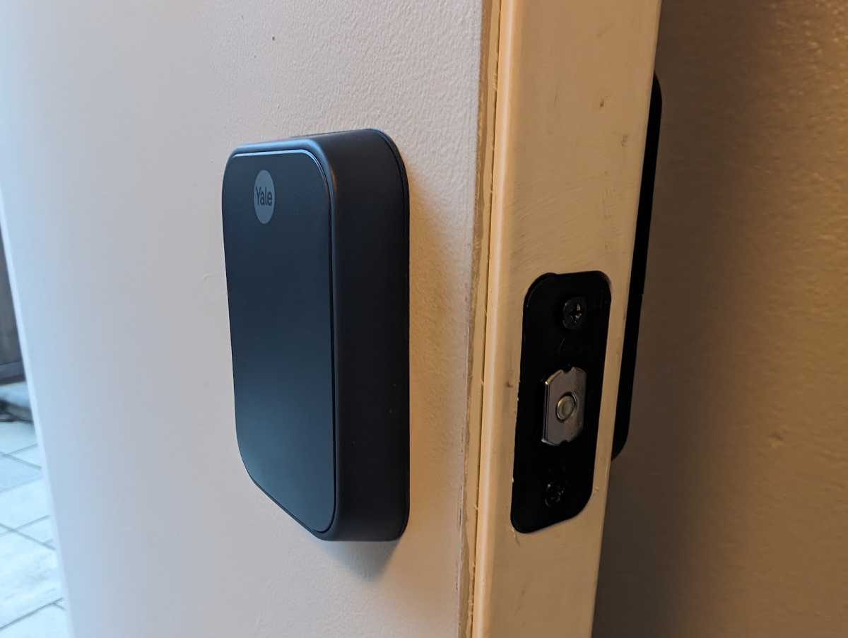Yale Assure Lock 2 Key-Free with Bluetooth - Side View