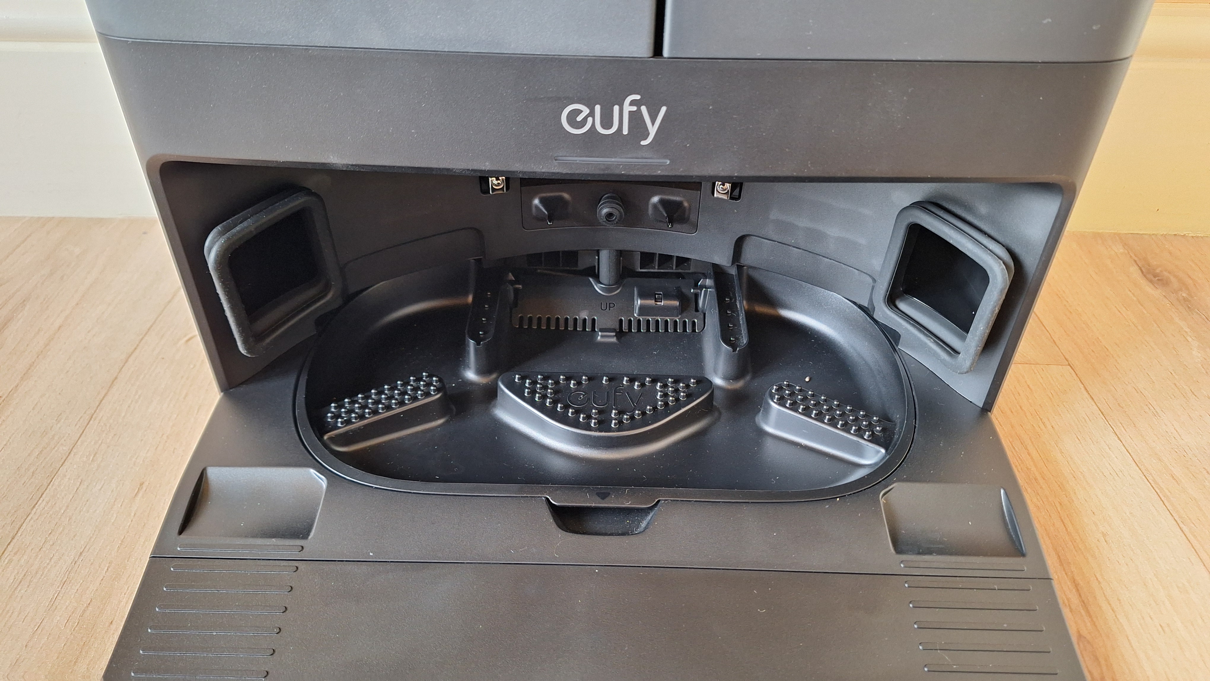 Eufy X10 Pro Omni review: High-end Features For a Mid-Range Price