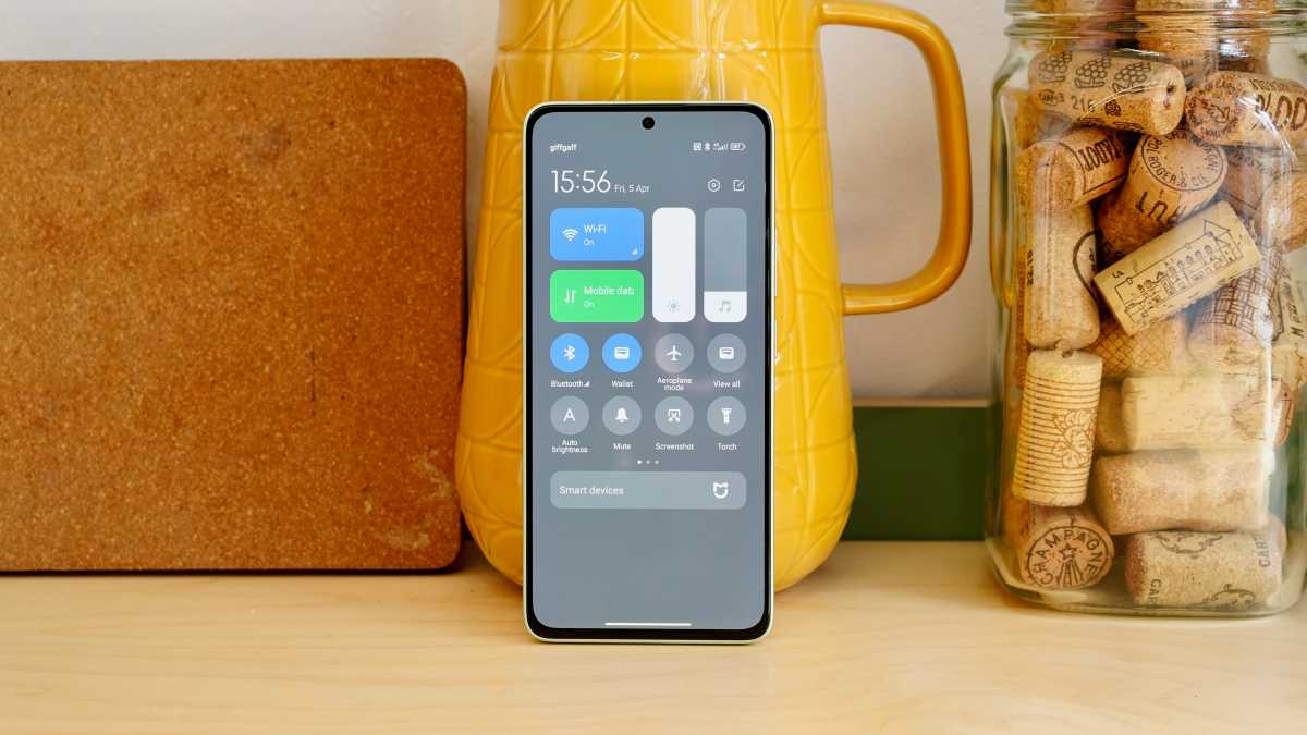 Уведомления на передней панели Redmi Note 13