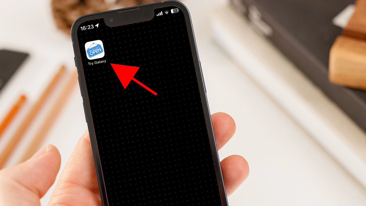 How to turn your iPhone into a Samsung phone