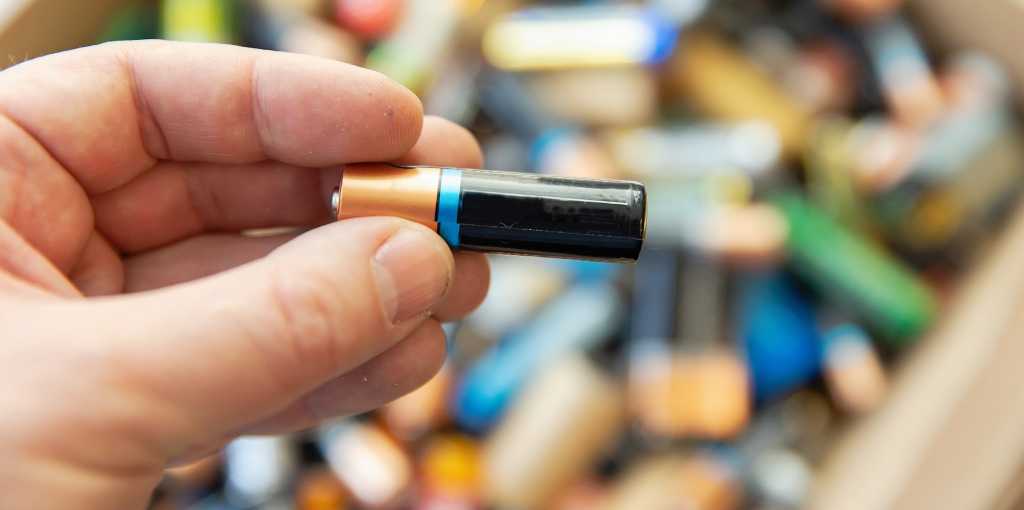 Image: Kleinste Batterie der Welt ist nur 0,1 Millimeter groÃ: DafÃ¼r ist sie gut