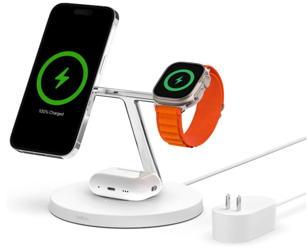 Belkin BoostCharge Pro 3-in-1 Wireless Charger Stand with MagSafe