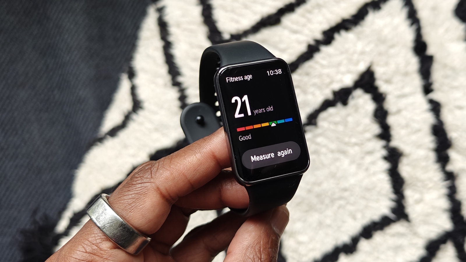 Honor’s Band 9 gives the budget fitness tracker a big screen boost