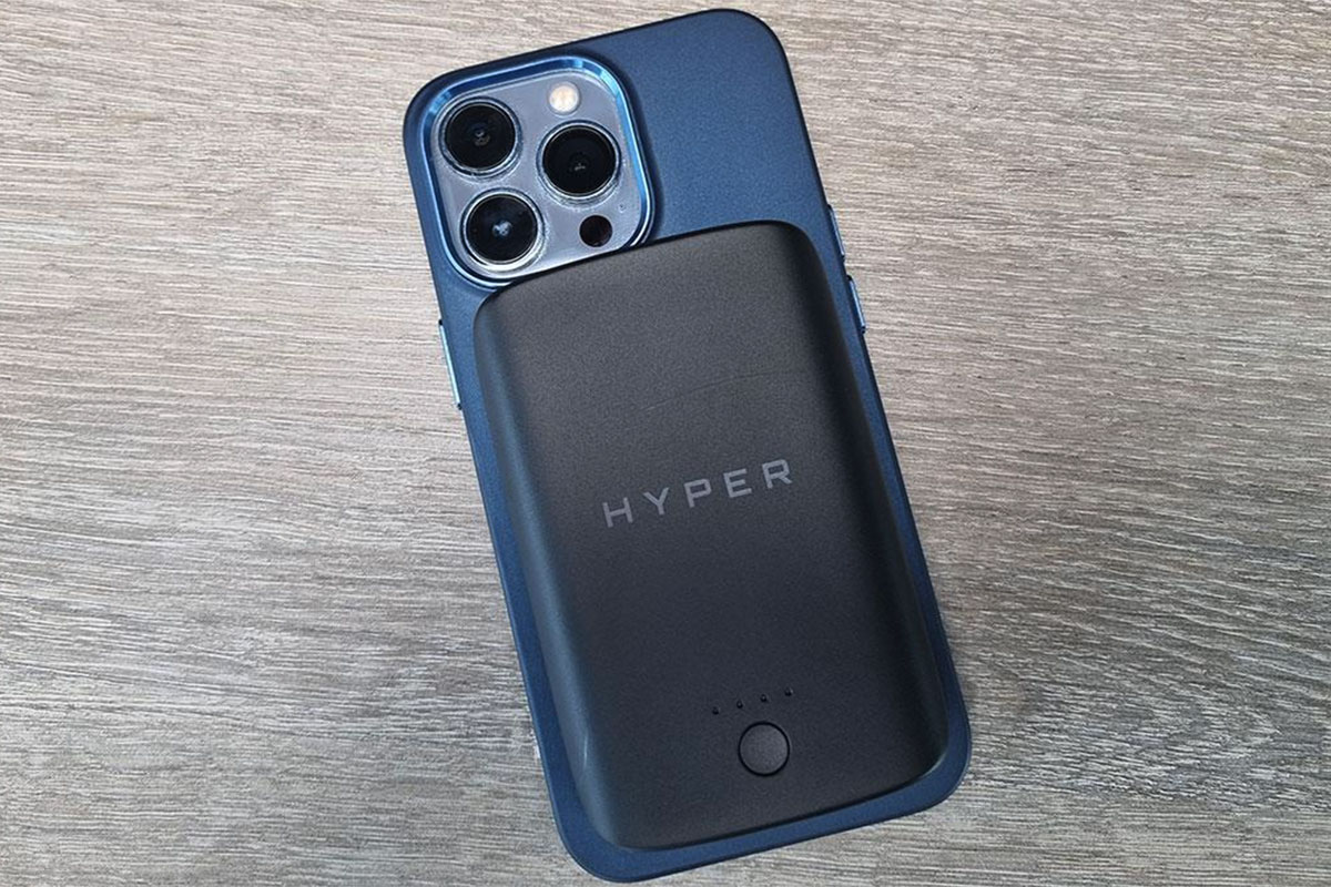 HyperJuice Magnetic Wireless Battery Pack