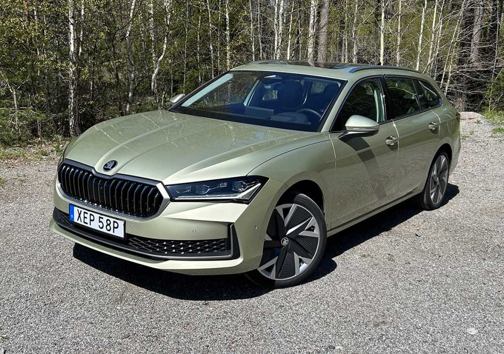 Image: Skoda Superb Combi 2.0 TDI im Test: Ein 'Nutzfahrzeug' zum Verlieben