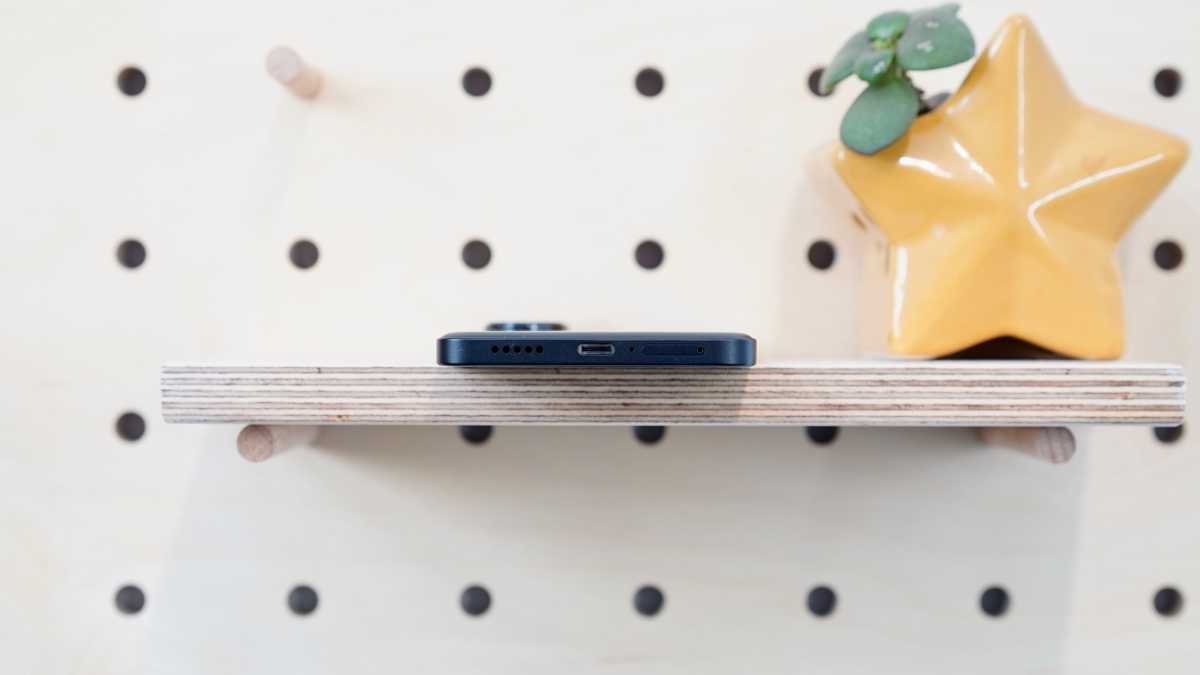 Poco F6 USB-C