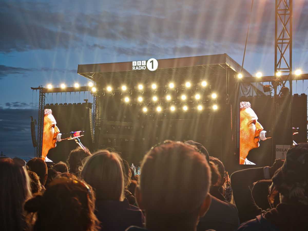 Coldplay performing at Radio 1's Big Weekend