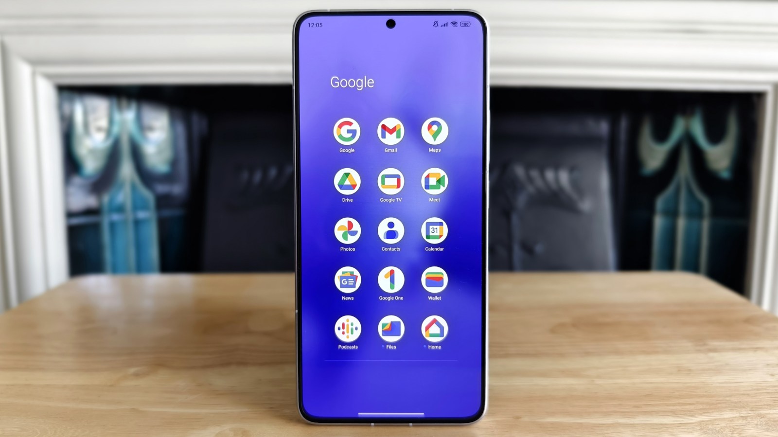 Poco F6 Pro — впечатляющий телефон среднего класса, но есть ключевые компромиссы.