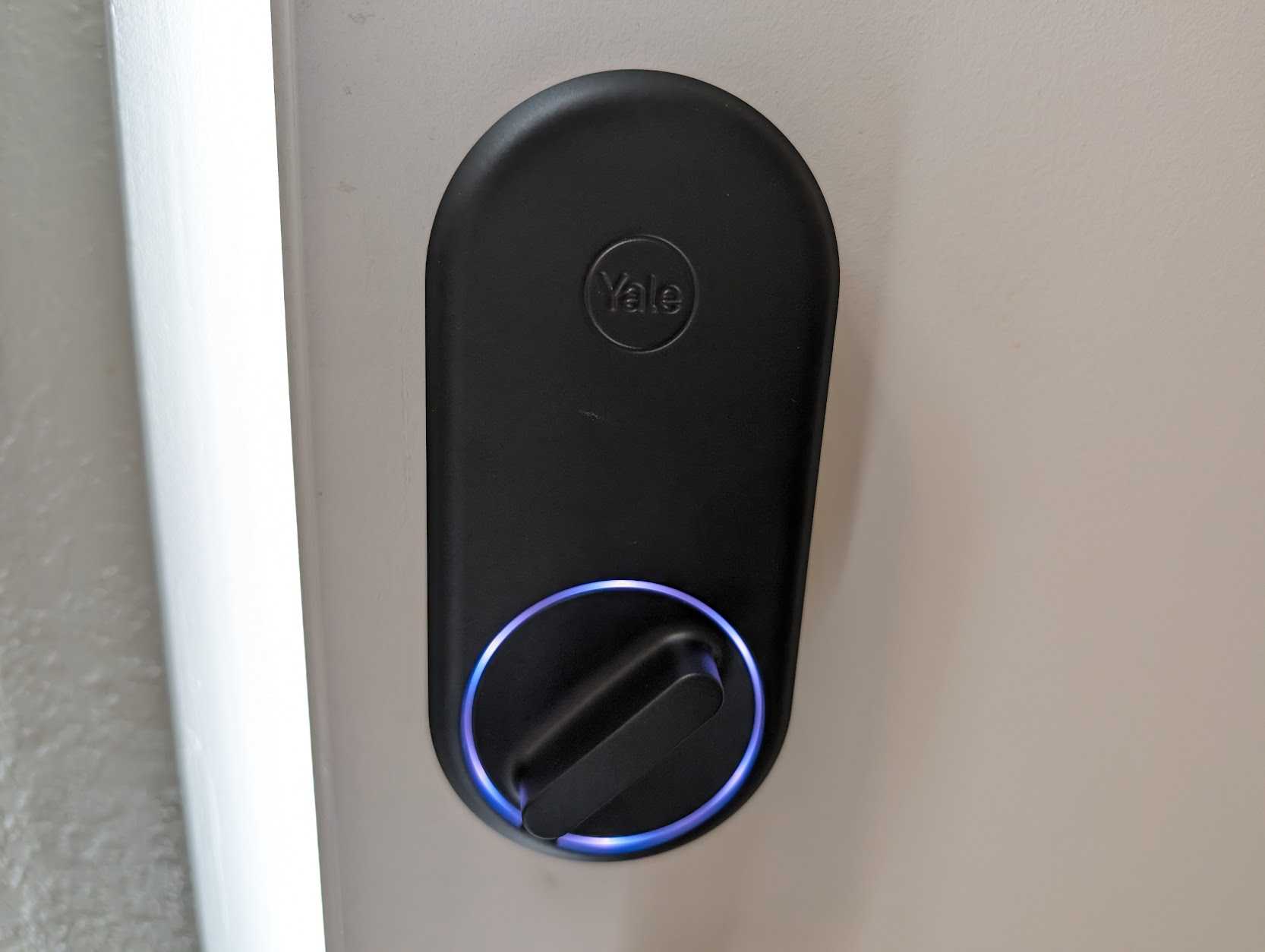 Yale Approach Lock with Wi-Fi + Keypad review: This is easier
