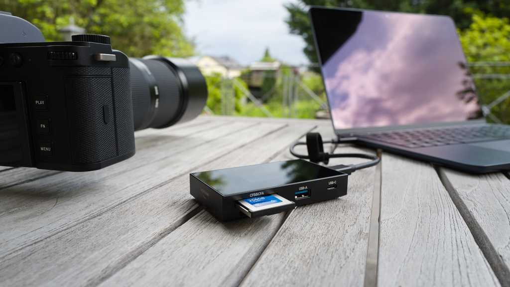 Image: Dockcase Studio Smart USB-C Hub 8-in-1 for Professionals im Test â USB-C Hub Neu gedacht