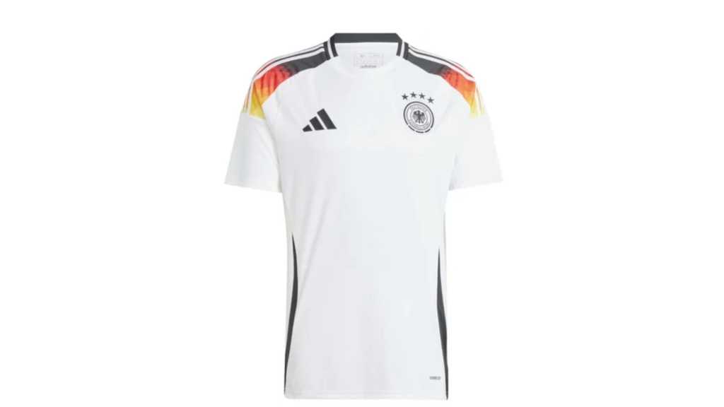 Image: Vorm Ungarnspiel: Adidas-Original-Heim-Trikot und AuswÃ¤rts-Trikot Deutschland hier kaufen