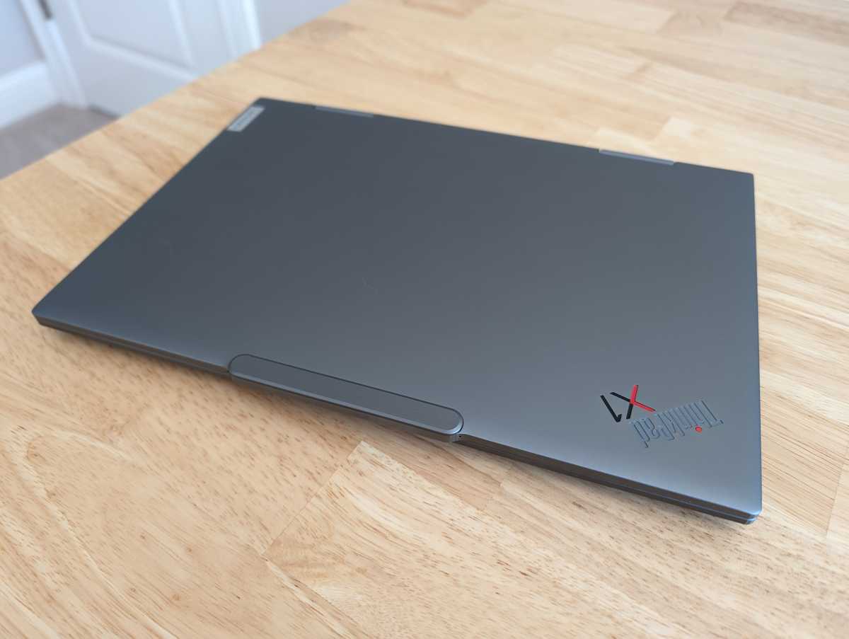 Lenovo ThinkPad closed