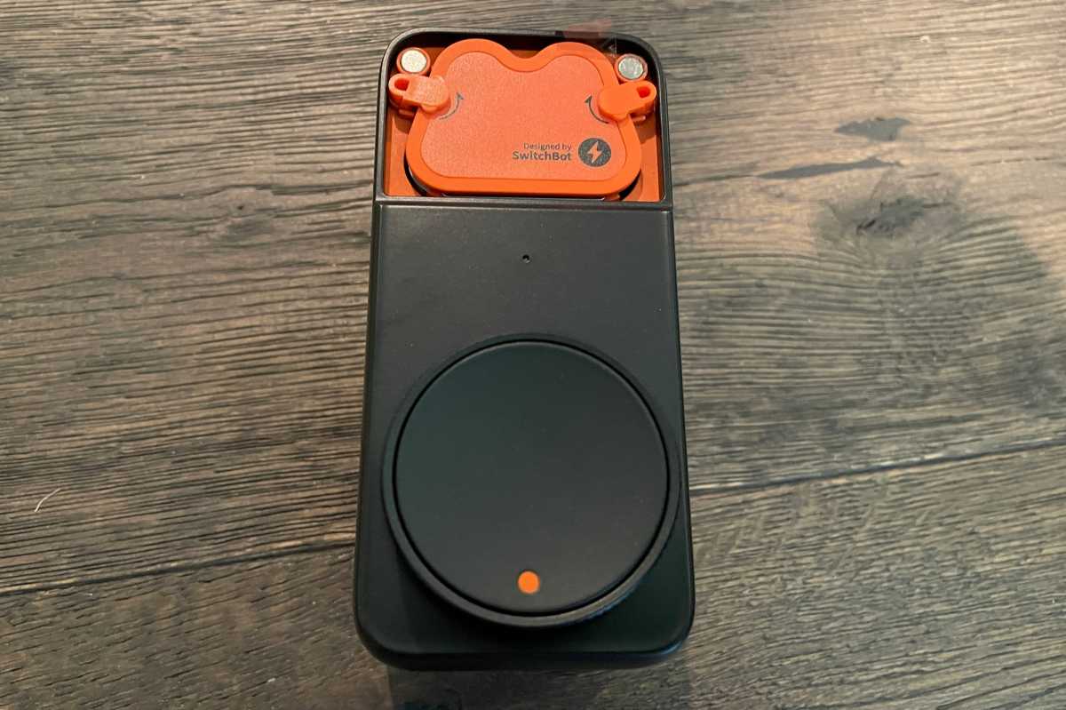 SwitchBot Lock Pro battery compartment