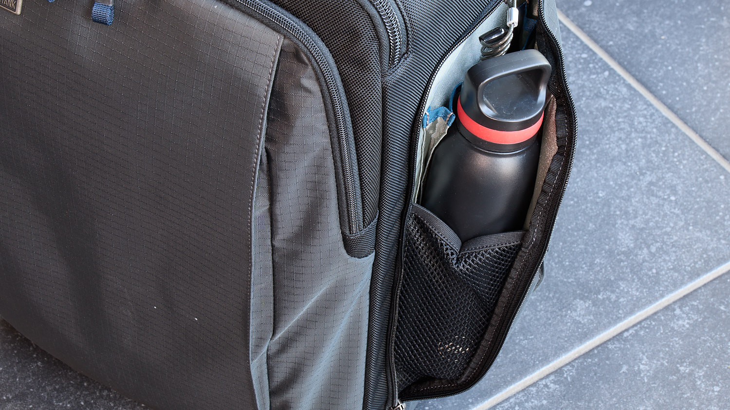 Think Tank Venturing Observer M2 review: Perfect MacBook transportation