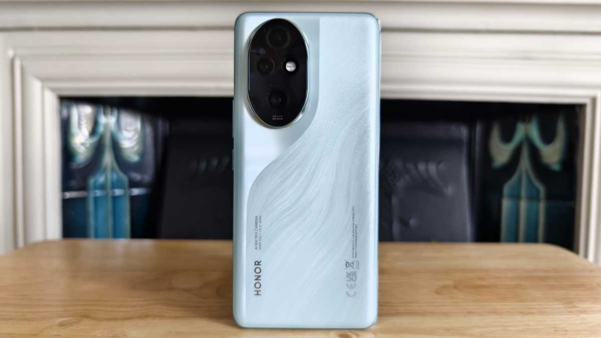 Honor 200 Pro back